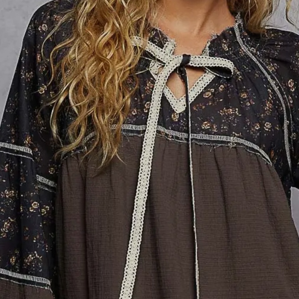 New POL Fall : 3/4 sleeve double gauze floral woven top - Picture 2 of 5